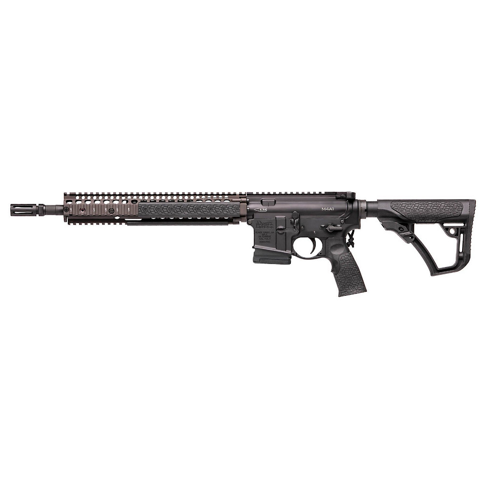 Used by US Special Operations Command (SOCOM) for the SOPMOD Block II program since 2005, the RIS II picatinny quad rail is a feature of the California compliant Daniel Defense DD M4A1 FDE CA rifle.